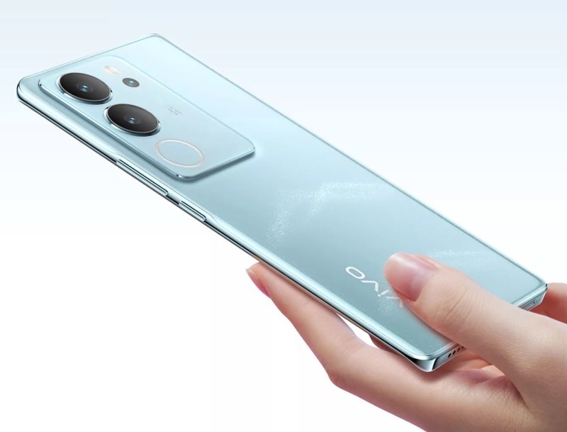 vivo S17系列实力检验：卓越性能、震撼视效，摄影表现更胜一筹