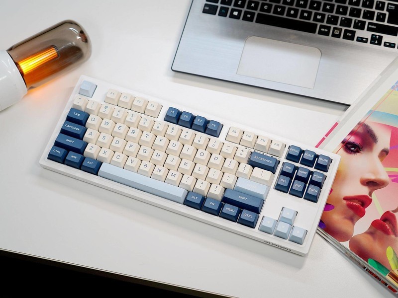 40段键程8K回报，杜伽K100白磁轴键盘，电竞小白轻松进阶高水平