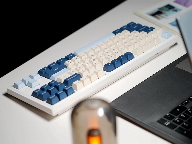 40段键程8K回报，杜伽K100白磁轴键盘，电竞小白轻松进阶高水平