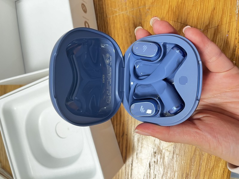 漫步者Comfo Solo无线耳机：舒服又好听的开方式无线蓝牙耳机