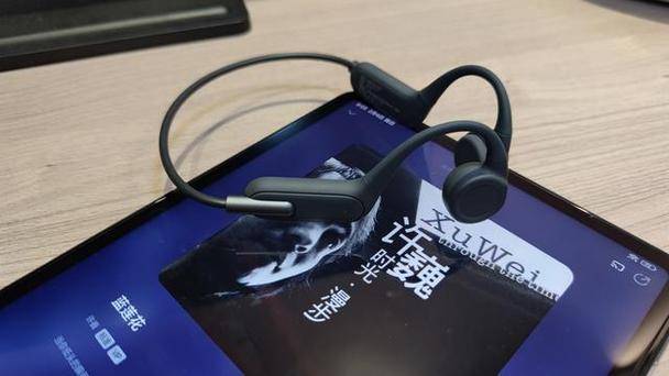 骨传导耳机排行榜前十分享：十大超值骨传导耳机测评推荐！