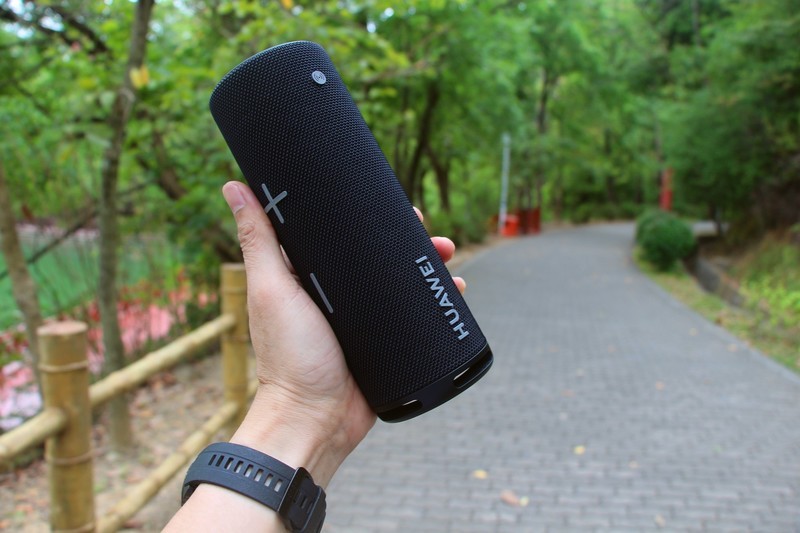 踏青、露营让好听的音乐轻松随行，华为Sound Joy智能音箱上手体验