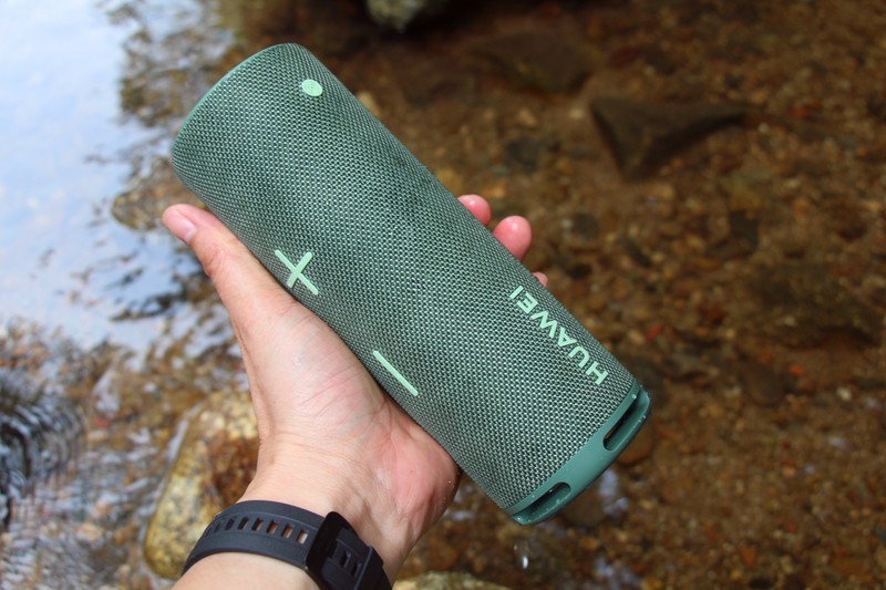 踏青、露营让好听的音乐轻松随行，华为Sound Joy智能音箱上手体验