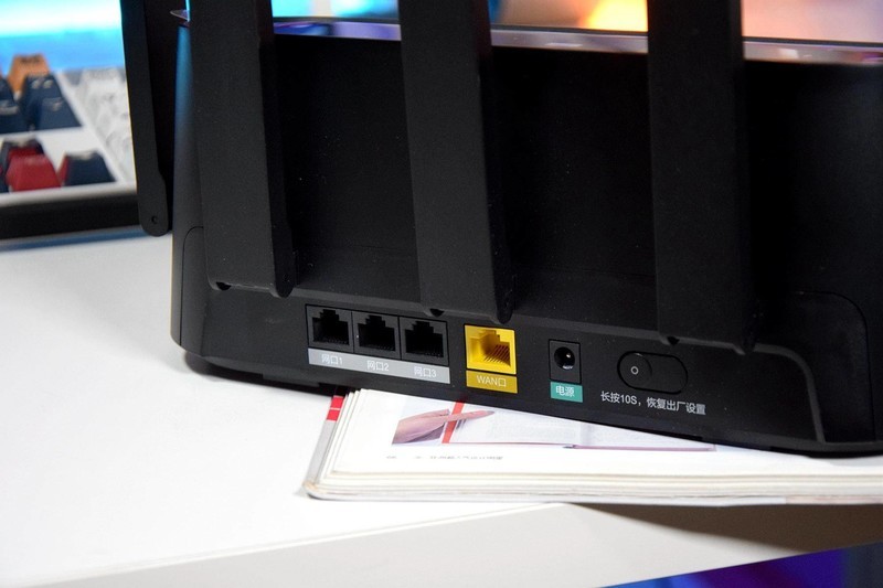 让丈母娘豪宅全屋满格真信号，用锐捷蜂鸟旗舰版子母套装组网