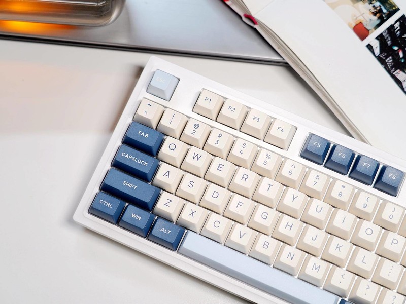 40段键程8K回报，杜伽K100白磁轴键盘，电竞小白轻松进阶高水平