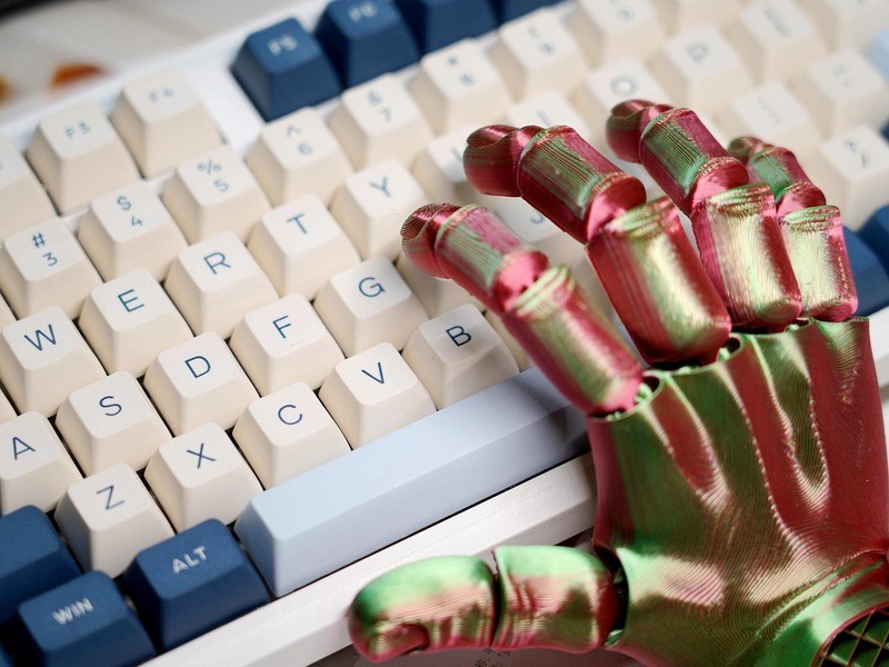 40段键程8K回报，杜伽K100白磁轴键盘，电竞小白轻松进阶高水平