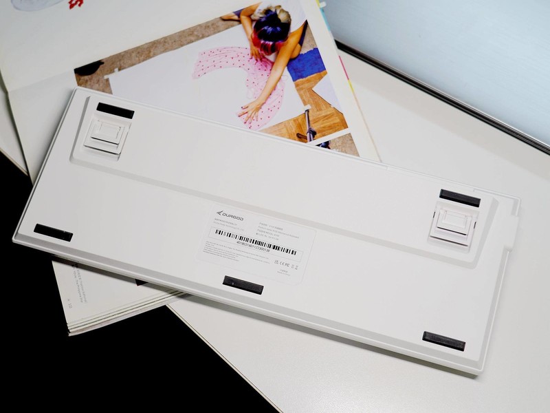 40段键程8K回报，杜伽K100白磁轴键盘，电竞小白轻松进阶高水平