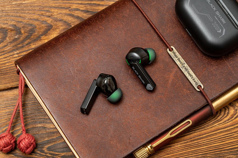 40dB主动降噪，骁龙畅听音质认证，黑鲨凤鸣JOYBUDS PRO评测