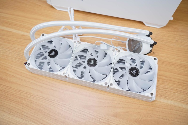 鑫谷20周年大礼包：重温历史，再创辉煌！期待和你一起书写新篇章