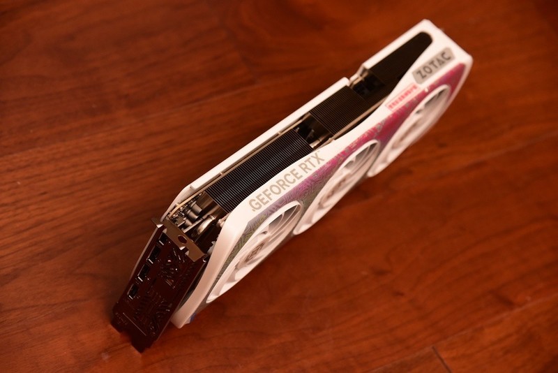 《刺客信条-影》优化指南，索泰RTX 5070Ti能否驾驭？！