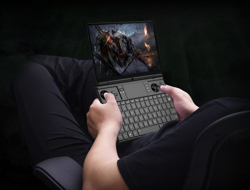 V社Steam Deck替“对手”站台，GPD Win Max 2或将得到官方优化适配