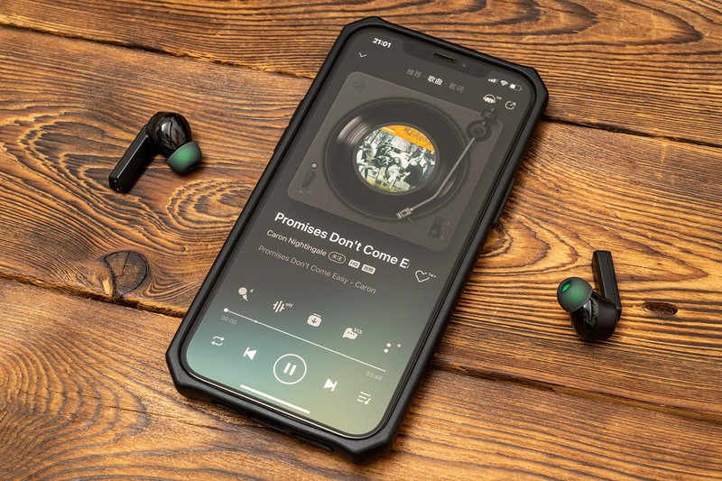 40dB主动降噪，骁龙畅听音质认证，黑鲨凤鸣JOYBUDS PRO评测