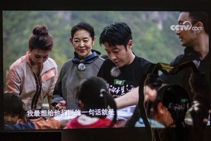 春节假期，把“电影院”搬回家，泰捷WEBOX T1S 投影仪全面评测