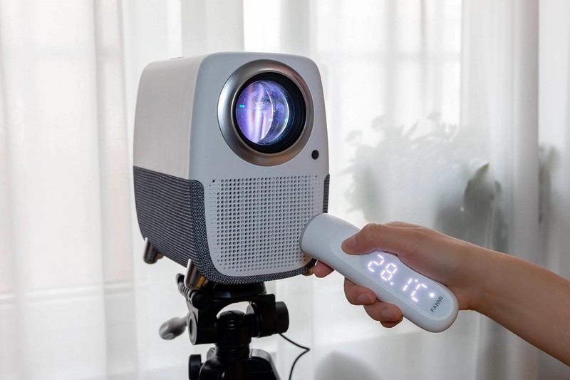 春节假期，把“电影院”搬回家，泰捷WEBOX T1S 投影仪全面评测