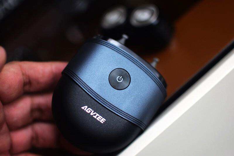 未野MAX SE电动剃须刀 让你享受千元级剃须体验 七夕送礼必选！