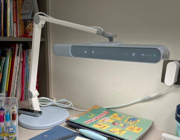 几千的护眼台灯是智商税吗？台灯需要买那么贵的吗？