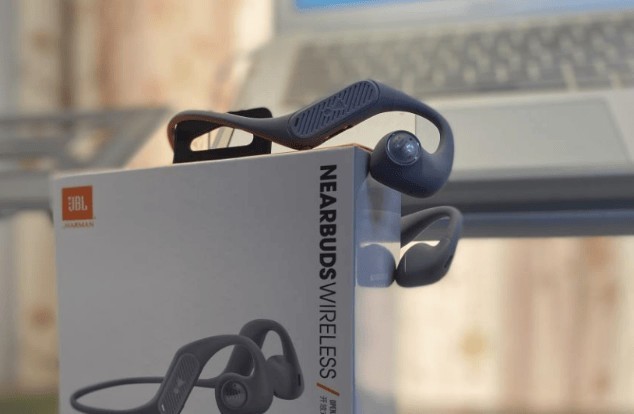 挂耳式耳机哪个品牌好？比较著名的挂耳式耳机品牌分享