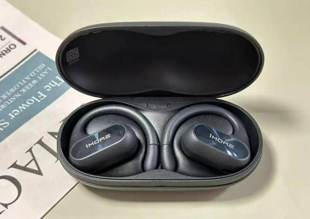 挂耳式耳机哪个品牌好？比较著名的挂耳式耳机品牌分享