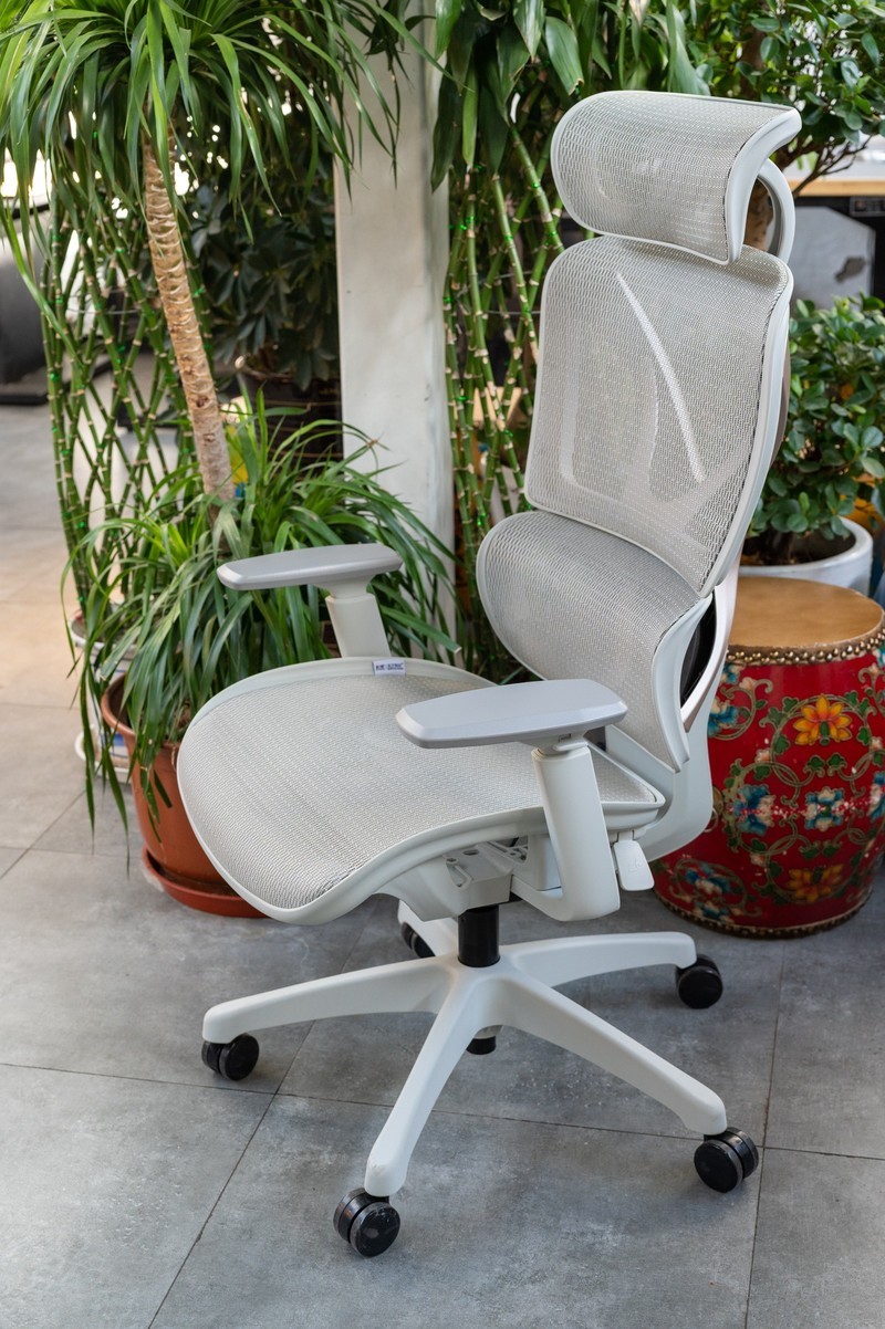 享受更舒适健康的坐姿，让工作学习更轻松，永艺XY椅月光骑士体验