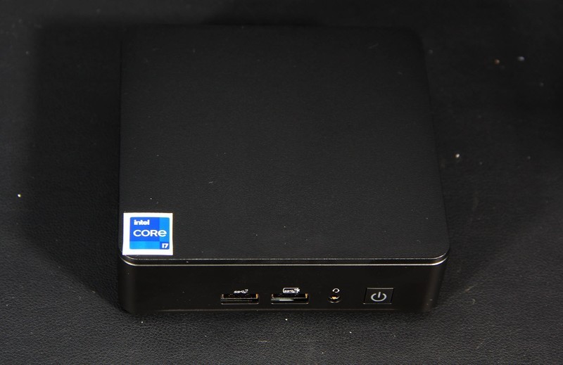 极速测评！鲁大师壕爽给百万分的NUC，12代i7超迷你来袭