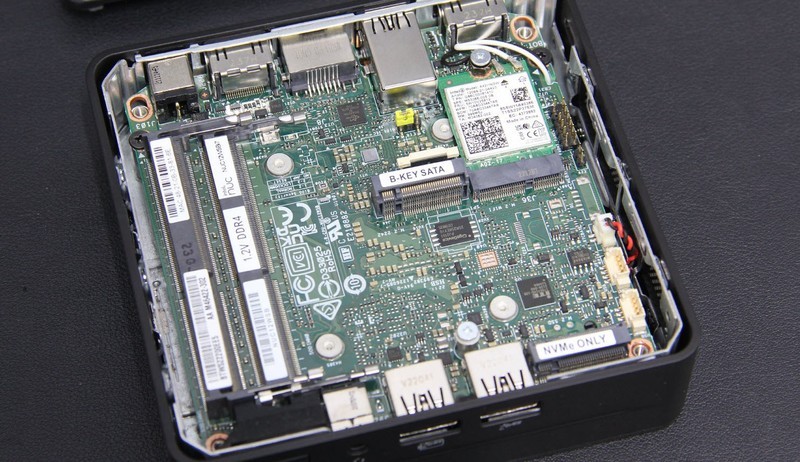 极速测评！鲁大师壕爽给百万分的NUC，12代i7超迷你来袭