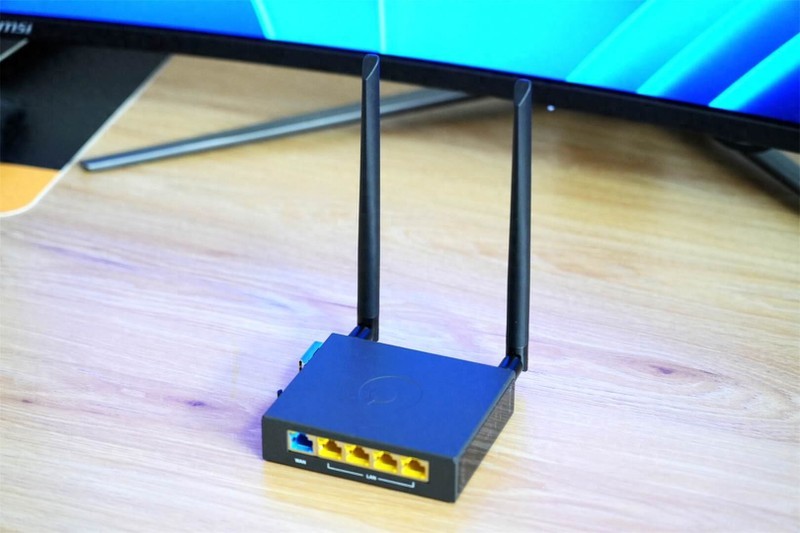 4G网络全覆盖：蒲公英R300A工业路由器助力远程监控与管理