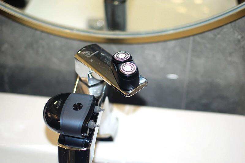 未野MAX SE电动剃须刀 让你享受千元级剃须体验 七夕送礼必选！