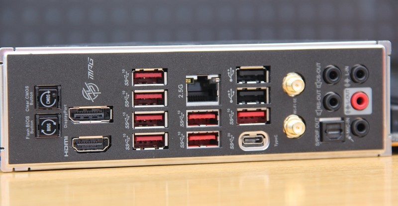 锐龙7000的御驾，谁把B650做得比X670E还奢华，只此一家别无分号