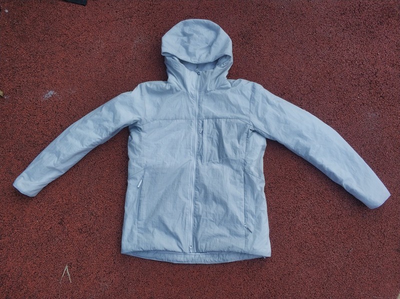 温暖过秋冬，700价格千元享受：天石鹅铠甲轻量化金标P棉棉服