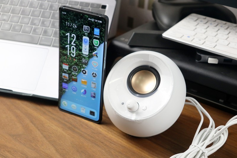 小小身材 澎湃声音——创新科技（CREATIVE）Pebble SE电脑音箱体验