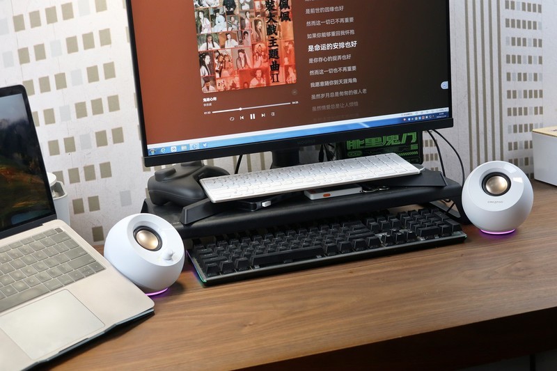 小小身材 澎湃声音——创新科技（CREATIVE）Pebble SE电脑音箱体验