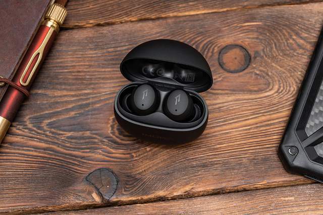 1MORE ComfoBuds Mini真无线：性能全面无短板，没给满分怕你骄傲