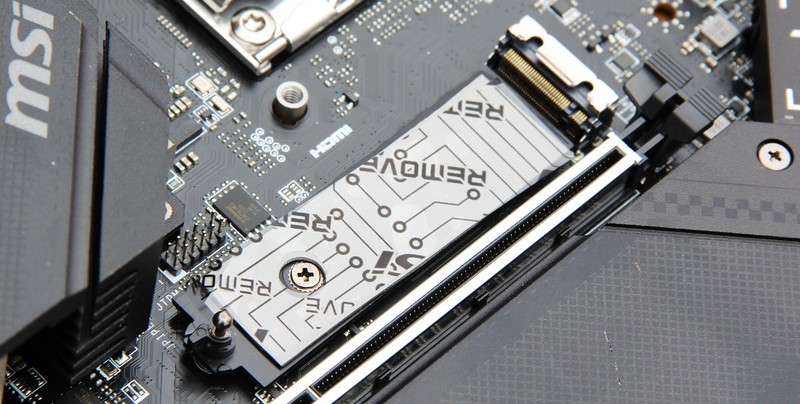 锐龙7000的御驾，谁把B650做得比X670E还奢华，只此一家别无分号