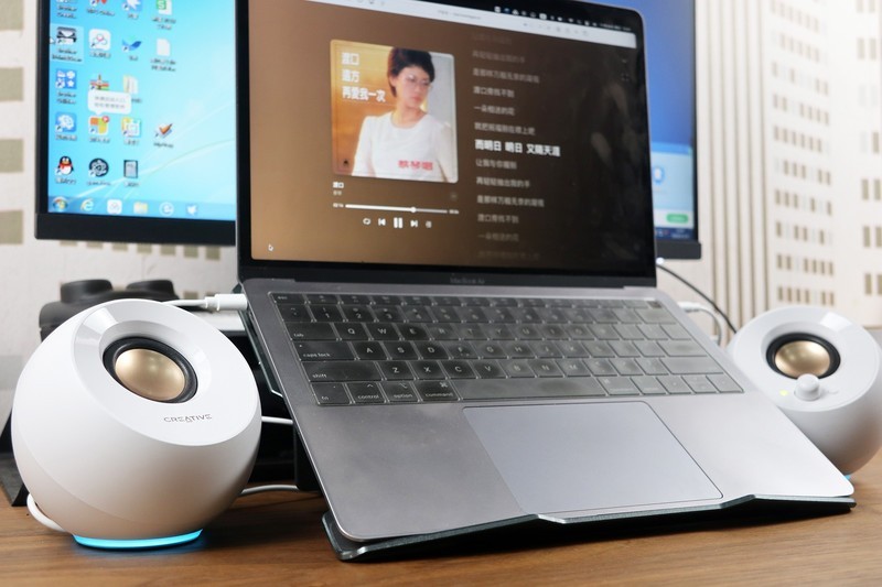 小小身材 澎湃声音——创新科技（CREATIVE）Pebble SE电脑音箱体验