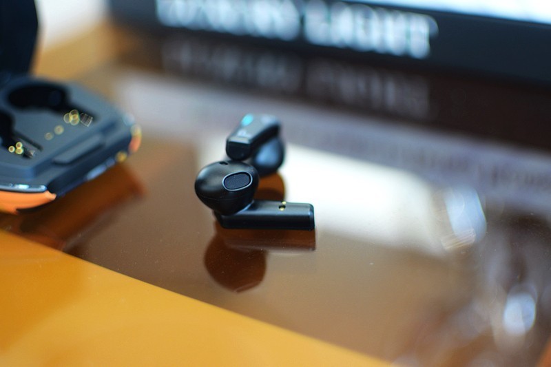 为电竞而生 低延迟听声辨位 sanag塞那X Pro无聊熊联名款电竞耳机