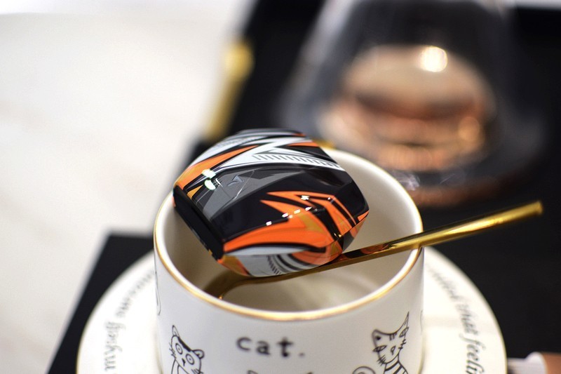 为电竞而生 低延迟听声辨位 sanag塞那X Pro无聊熊联名款电竞耳机