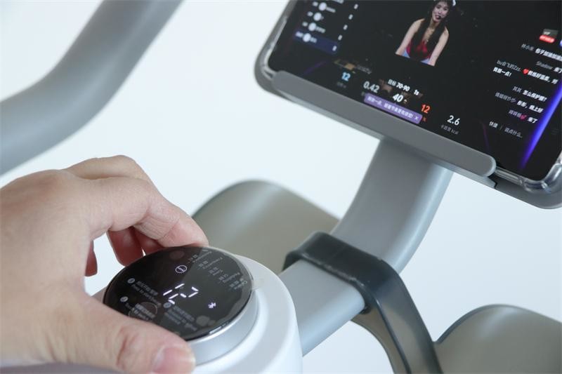 小巧轻便不扰民,减肥燃脂一家人都能用,野小兽动感单车M2M体验