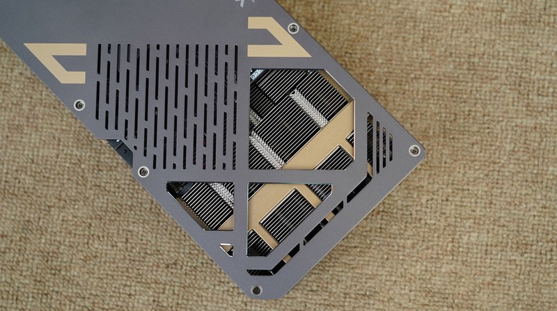 游戏生产力无短板，9950X3D、TUF X870、索泰5080、长城 华夏·唐1200W评测装机秀