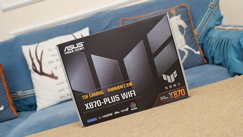 游戏生产力无短板，9950X3D、TUF X870、索泰5080、长城 华夏·唐1200W评测装机秀