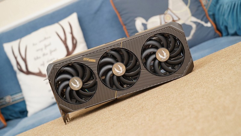 游戏生产力无短板，9950X3D、TUF X870、索泰5080、长城 华夏·唐1200W评测装机秀