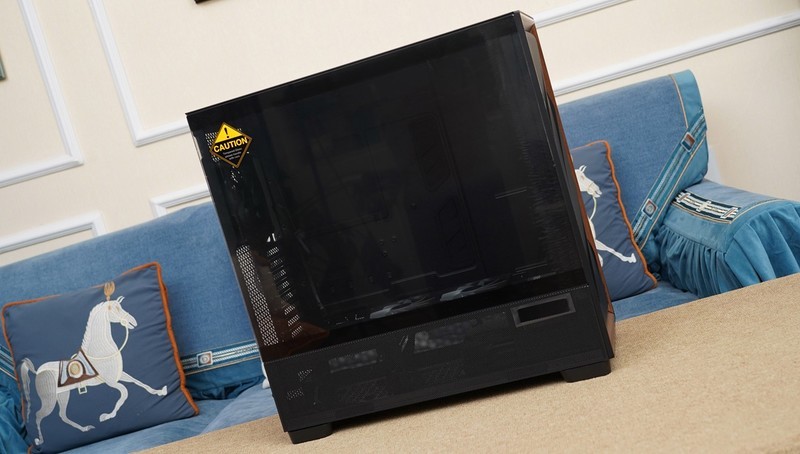 游戏生产力无短板，9950X3D、TUF X870、索泰5080、长城 华夏·唐1200W评测装机秀