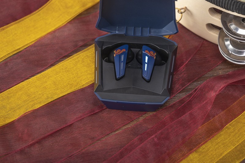 融入中西文化瑰宝的精粹，西伯利亚W2 TWS耳机敦煌博物馆联名款