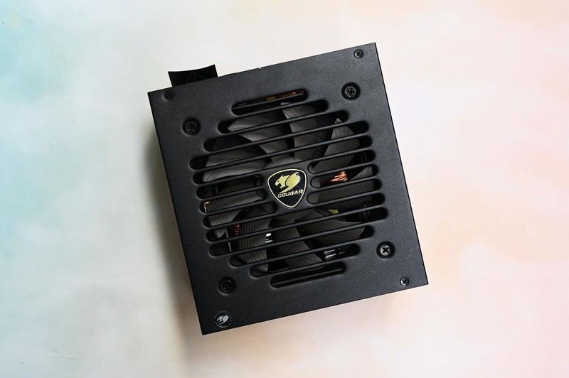 中高端平台的电源选择不少，骨伽GEX850电源做得还不错