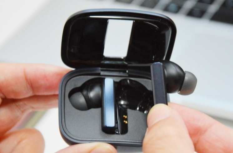 高性价比蓝牙耳机推荐，高性价比耳机学生党购前必看！