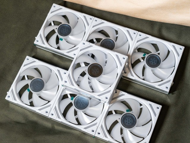 8月白色海景主机分享，安钛克C8+14700K+4070，海景房你得这么玩