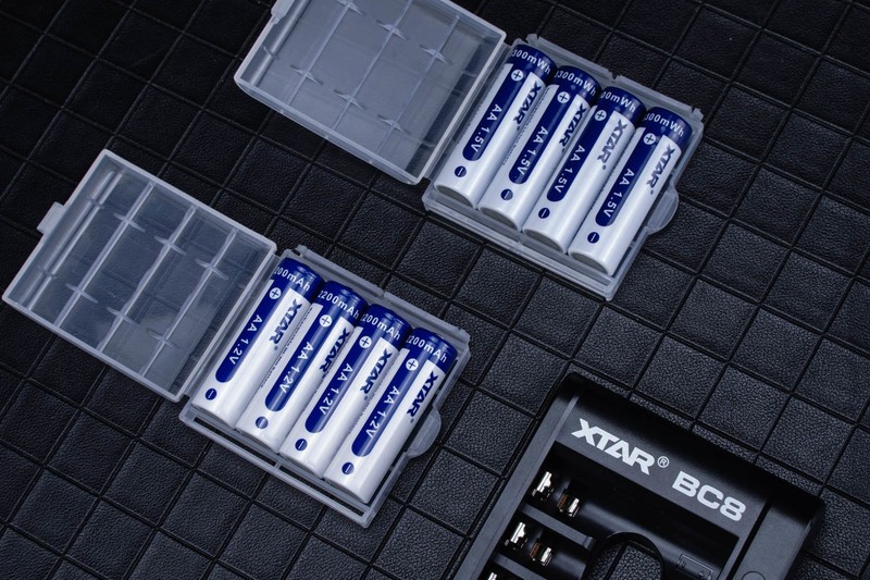 多品牌电池混充，充电快，放电强。入手爱克斯达 XTAR BC8感受
