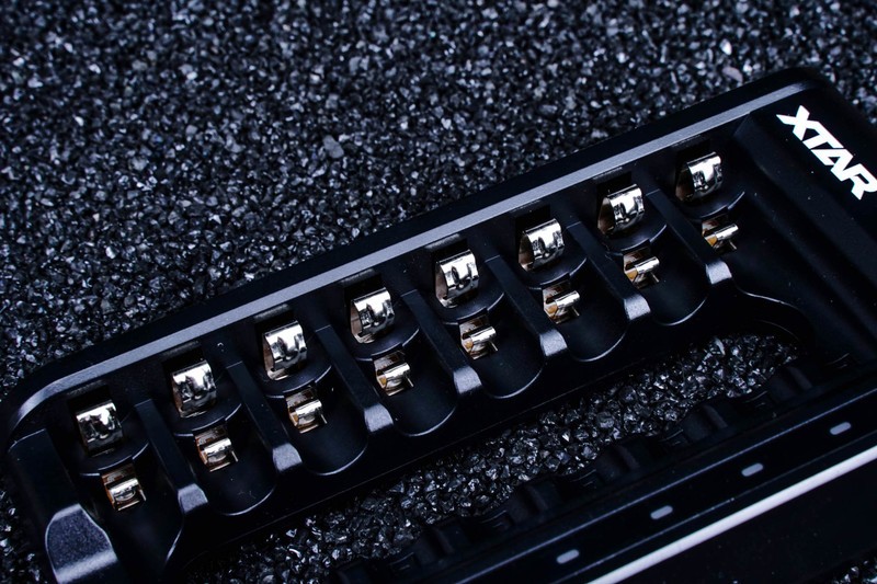 多品牌电池混充，充电快，放电强。入手爱克斯达 XTAR BC8感受