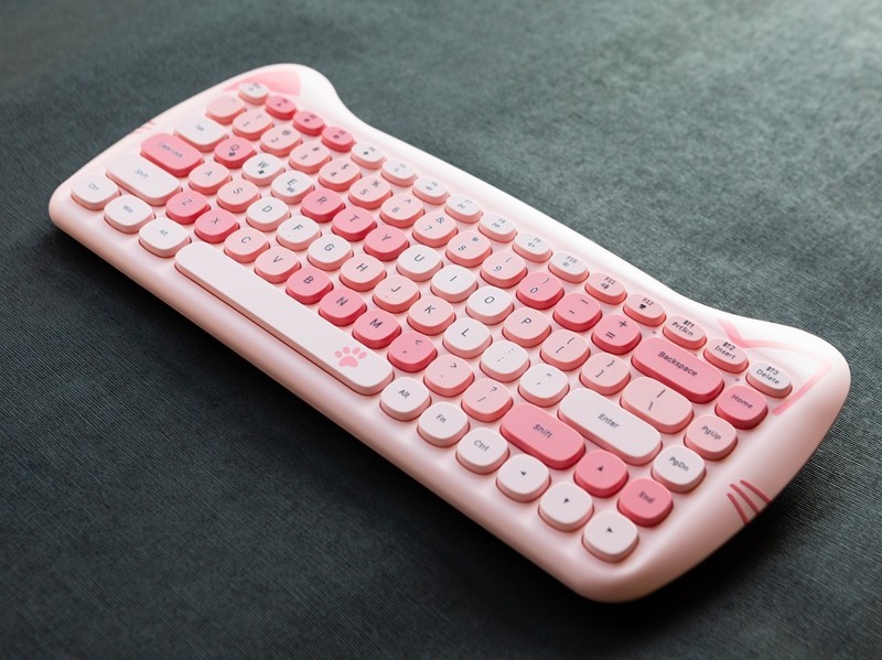 家里有主子们的小可爱瞧瞧它，黑爵3060i猫咪蓝牙键盘萌化你的少女心！