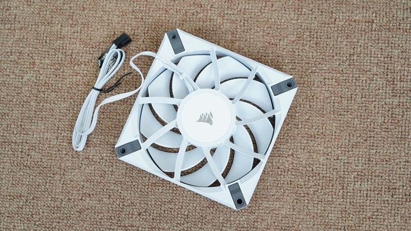 散热静音两相宜，美商海盗船风扇&机电散装机分享