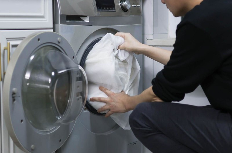 如何在卧室打造睡前舒适智能场景？我选择天猫精灵智能生活产品